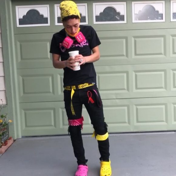 Just a post - Picture 13 of 14